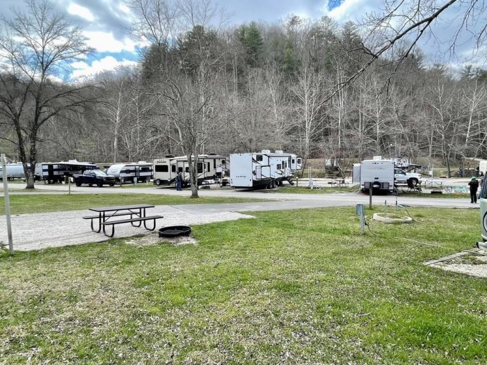 Natural Bridge State Resort Park – Middle Fork Campground