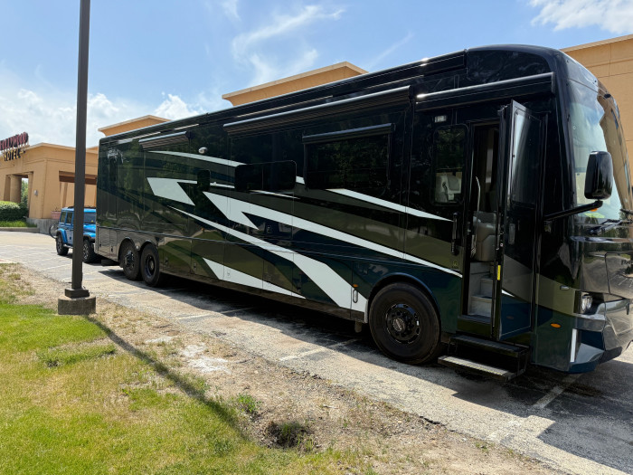 Hollywood Casino RV Campground