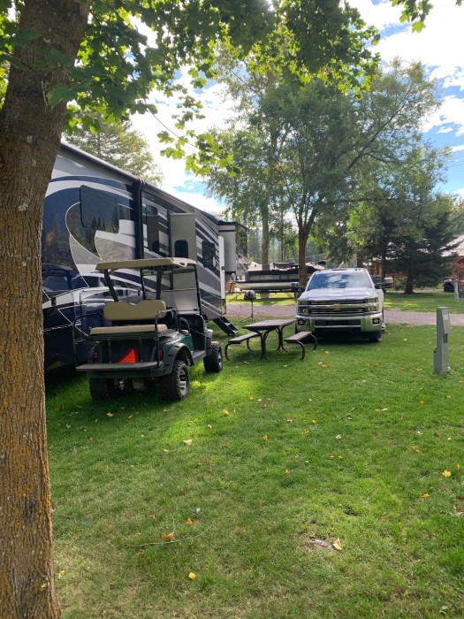 Beargrass Lodging and RV