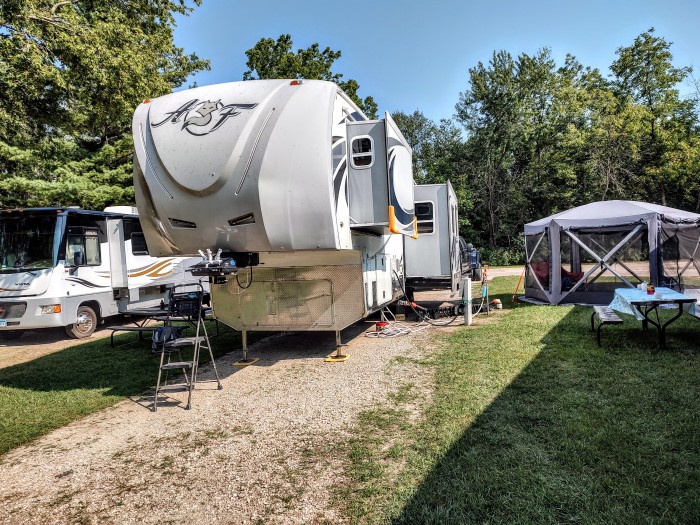 R Campground Inc