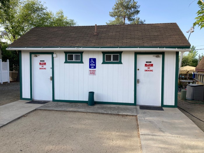 Meadowbrook Seniors RV Park