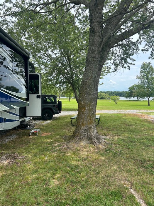 Grand Country Lakeside RV Park