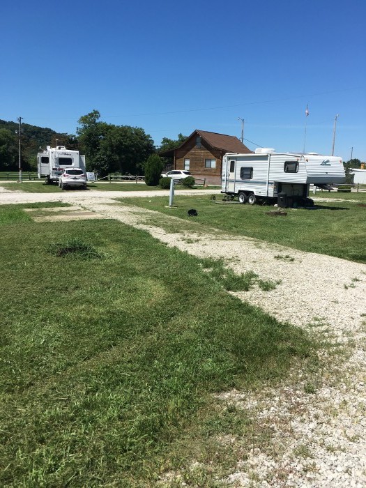 Robert Newlon Airpark RV Park