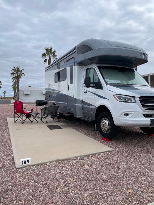 Safari MH and RV Park