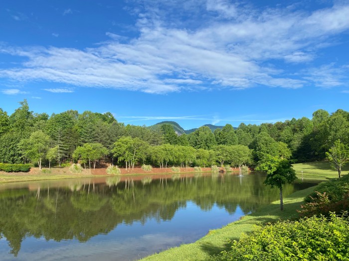 Apple Valley Farm RV Resort