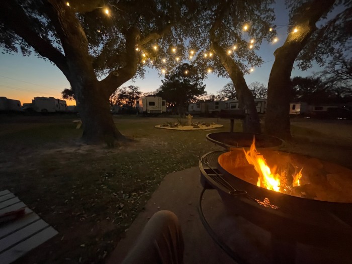 Whispering Oaks RV Park