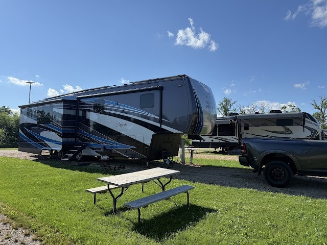 Royal Oaks RV Park
