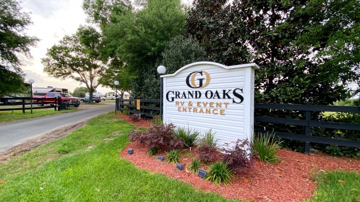 Grand Oaks Resort