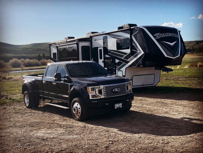 Kettle Restaurant and  Base Camp RV Park