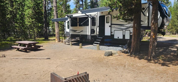 Lava Lake Campground