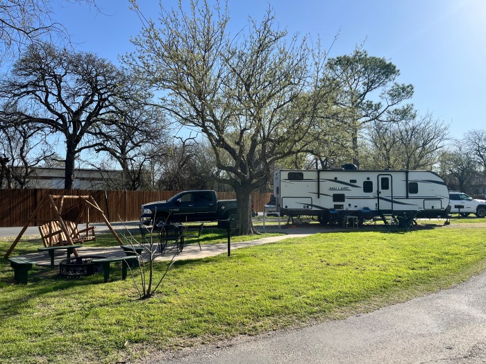 Oklahoma City East KOA Holiday