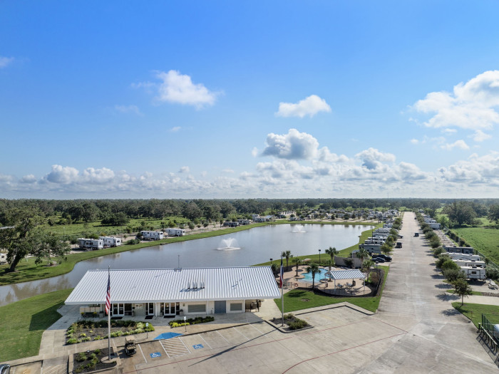 Brazoria Lakes RV Resort