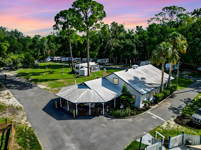 Eleanor Oaks RV Park