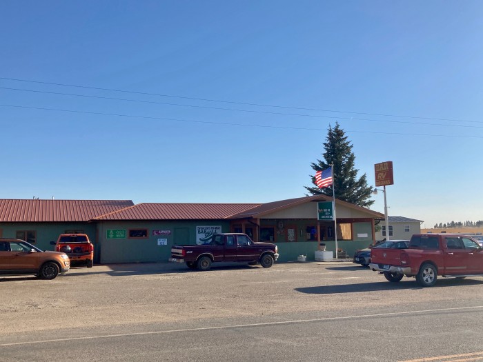 Hi Way Bar and Grill