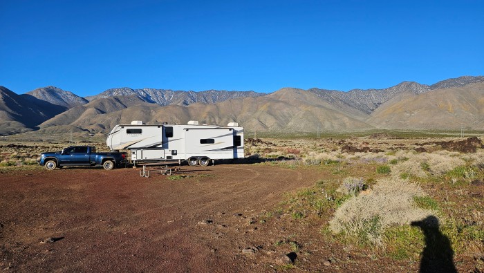 Fossil Falls Campground