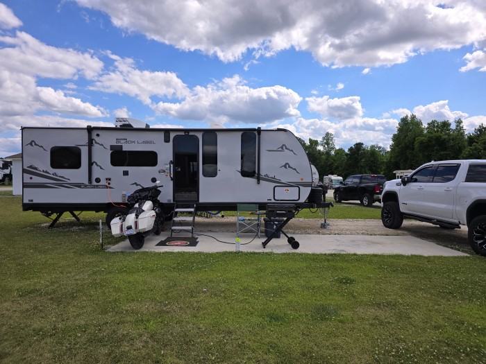 W.R. Willis Cottages and Campground