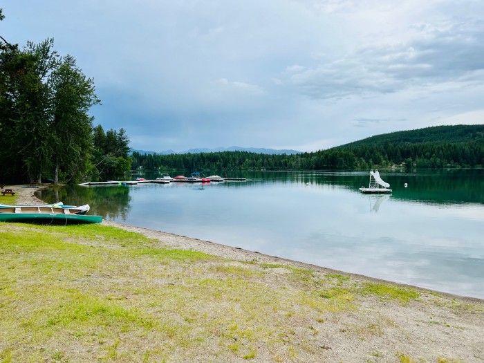 Lake Five Resort