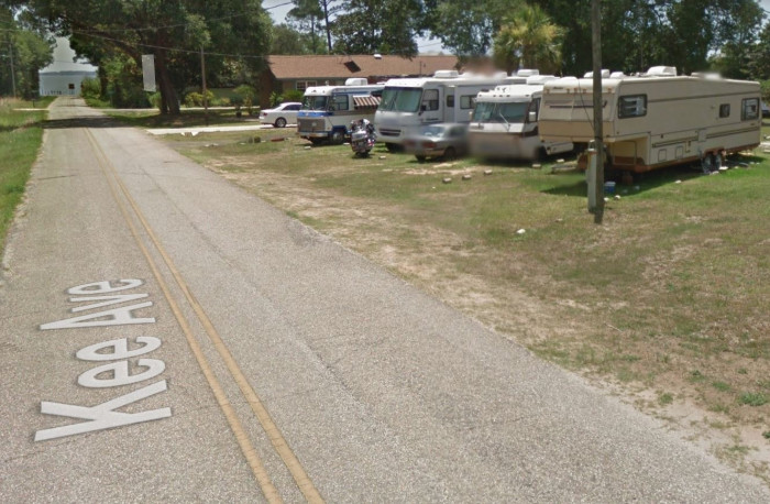 Lillian Breeze RV Park & Storage