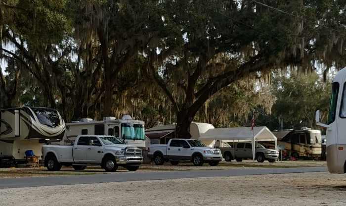 Emerald Cove RV Resort & Waterside Buoy Bar