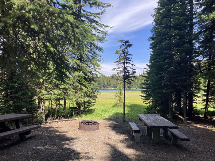 Grande Ronde Lake Campground