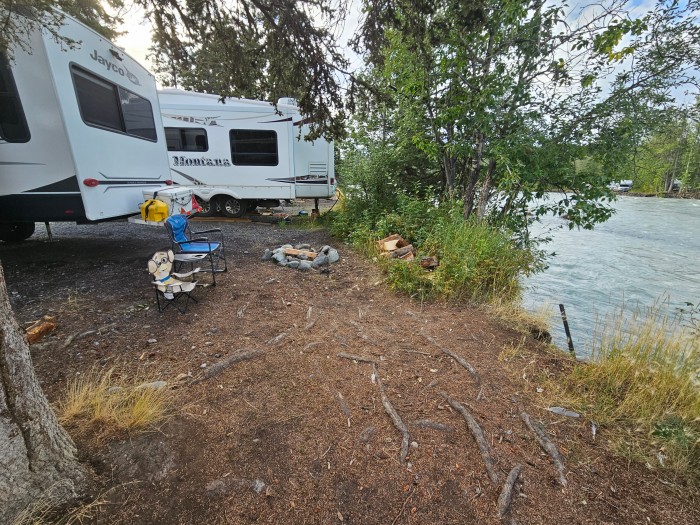 Salmon Grove Campground & Fishing Charters