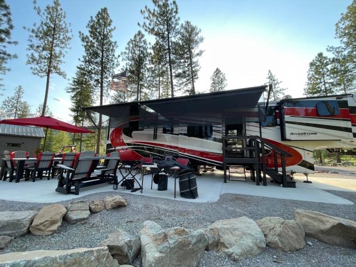 Shyrock Motorcoach & RV Resort
