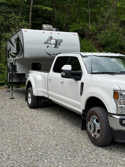 Nantahala Tiny Homes and RV Park