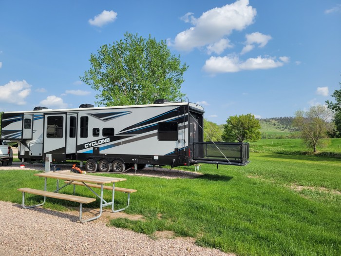 Black Hawk Creek RV Park & Cabins