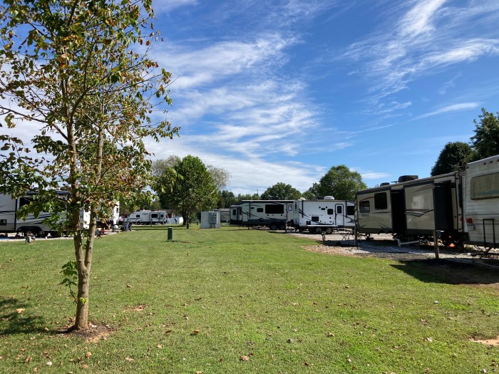 American Way RV Park – Parkersburg