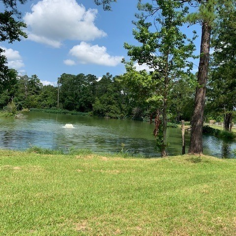 SETX Lakeside Lodging