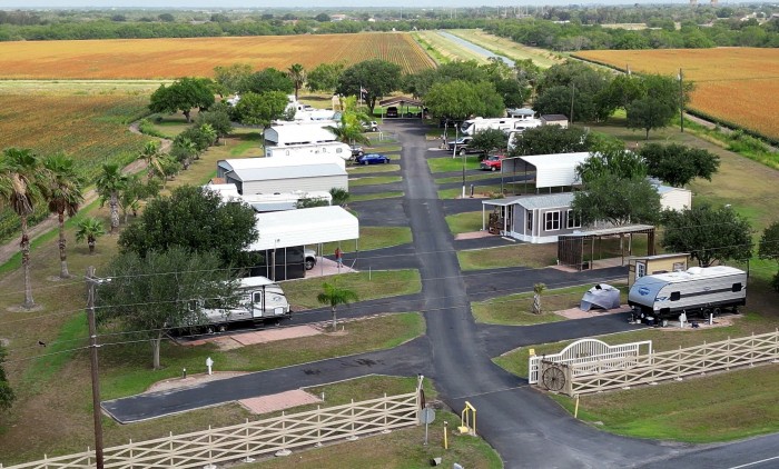 Bishop 345 RV Park