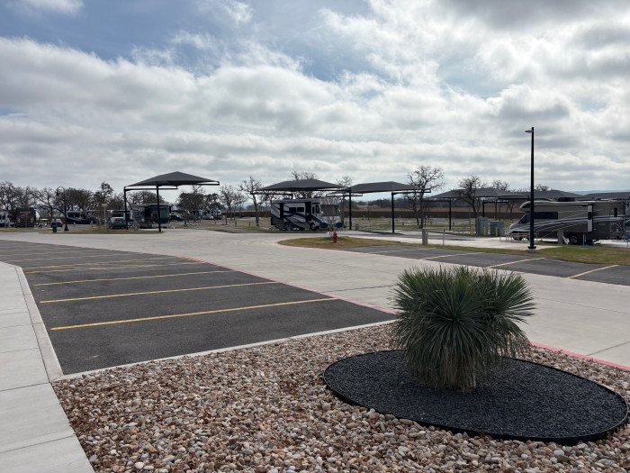 Lantern Oaks RV Resort