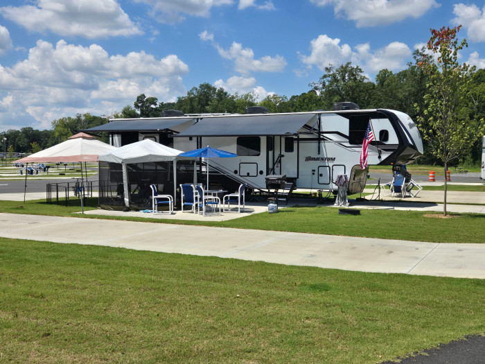 Winding Waters Riverfront RV Resort
