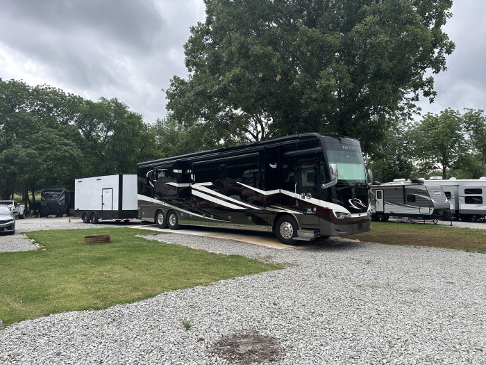 Lake Life RV Park