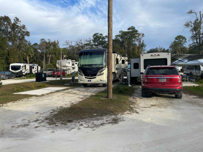 Glowing Palms RV Park