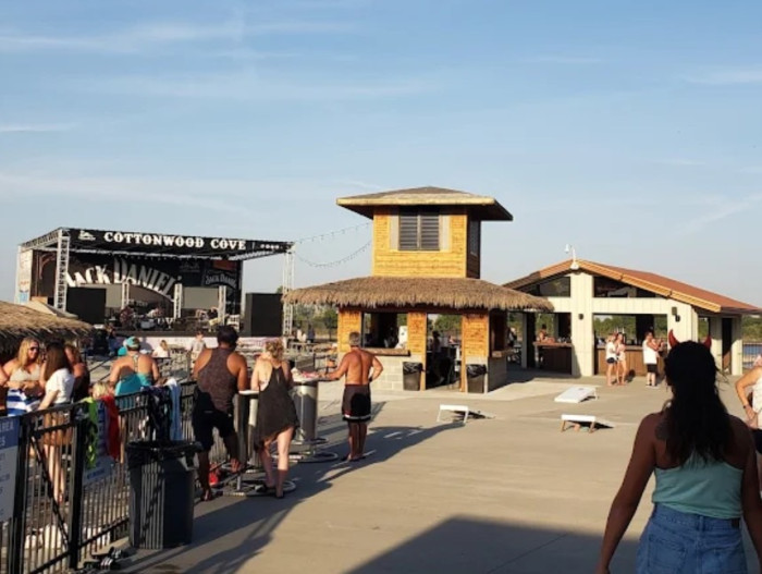 Cottonwood Cove Marina & RV Resort