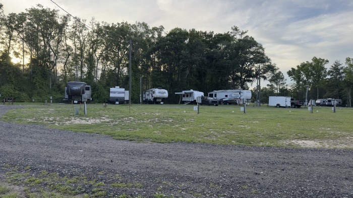 Hollow Oak RV Park