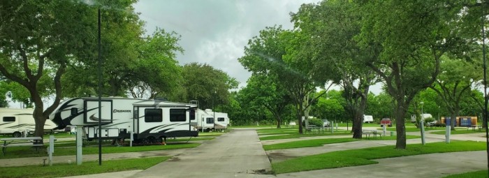 Houston East RV Resort