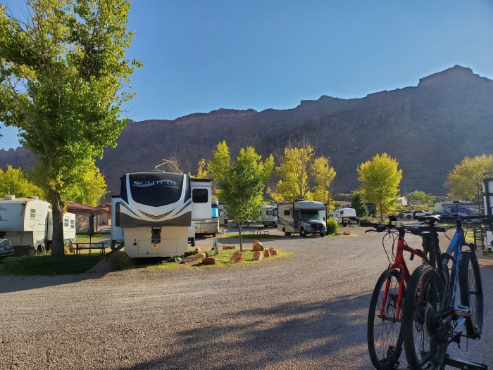 Spanish Trail RV Park & Campground