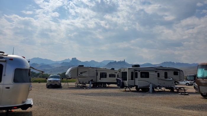 Yellowstone Valley Inn & RV Park