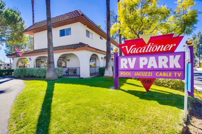 Sunland RV Resorts/Vacationer RV Resort