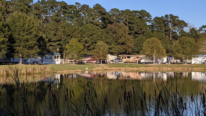Lakeside RV Resort by Rjourney