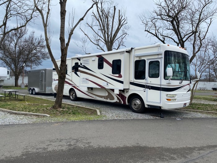 Sacramento River RV Resort