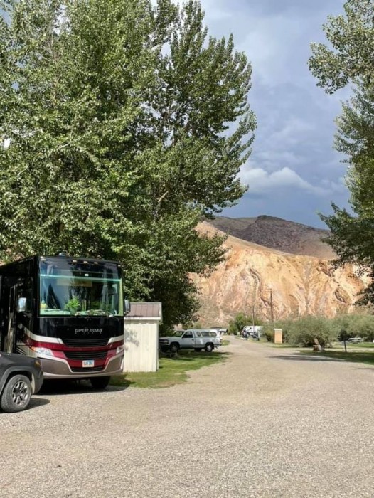 Challis Hot Springs & Campground