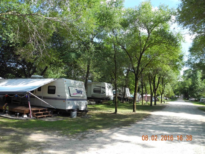 Buffalo Lake Camping Resort
