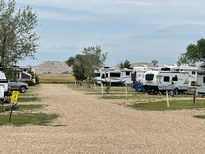 Badlands Hotel and Campground