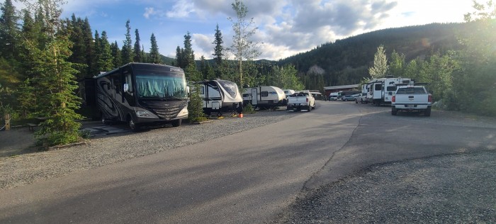 Denali Grizzly Bear Cabins and Campground