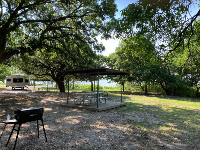 South Holiday Campground, Benbrook Lake