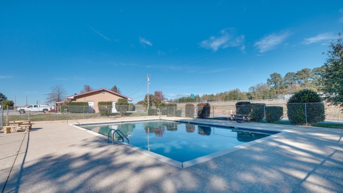 Forest Glen Mobile Home & RV Park