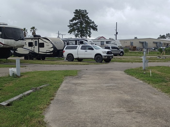 Winnie Inn Suites & RV Park